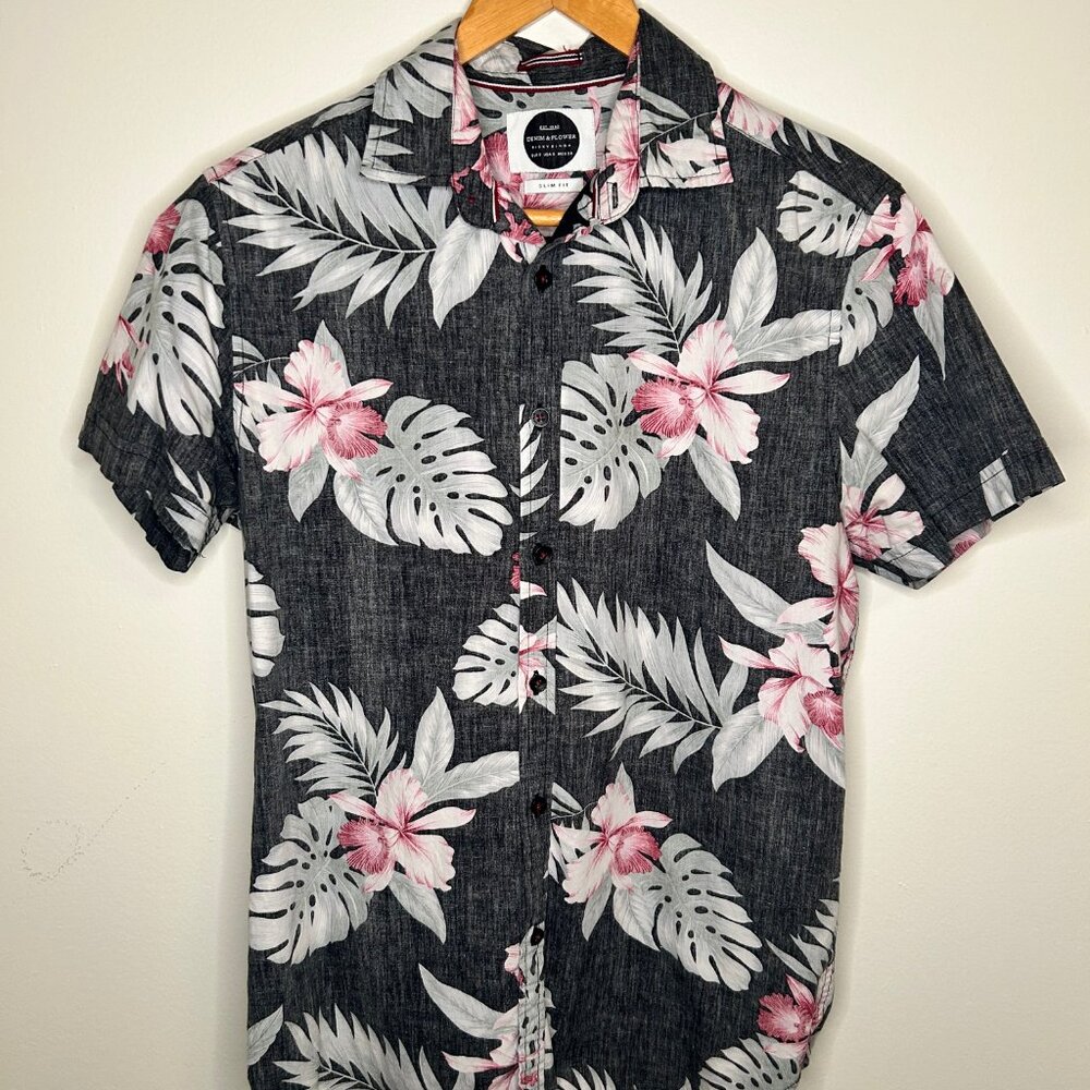 Men’s Small Short Sleeve Hawaiian Button-Up Shirt - Black with Pink Floral